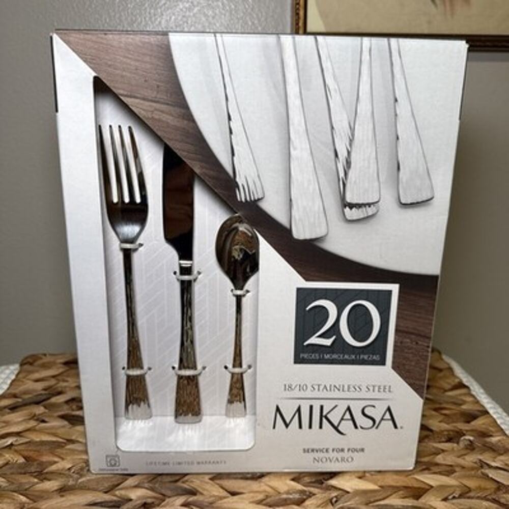 Mikasa Novaro 20pcs Flatware Set Service for Four Stainless Steel New In Box